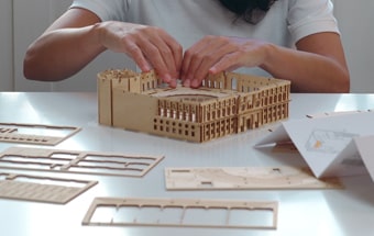 Montaje maqueta hito cultural