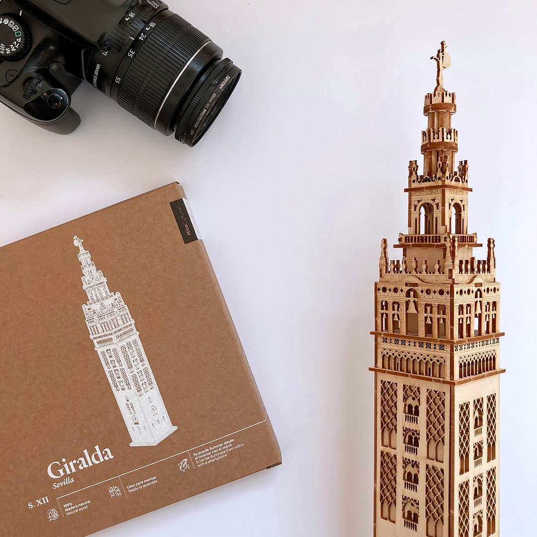 La Giralda de Sevilla: descubre su arquitectura y secretos estructurales